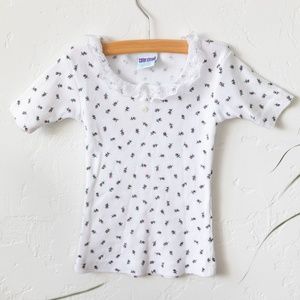 Floral top with lace collar